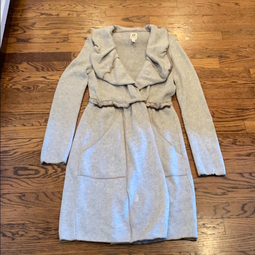 Tiny brand grey wool sweater coat